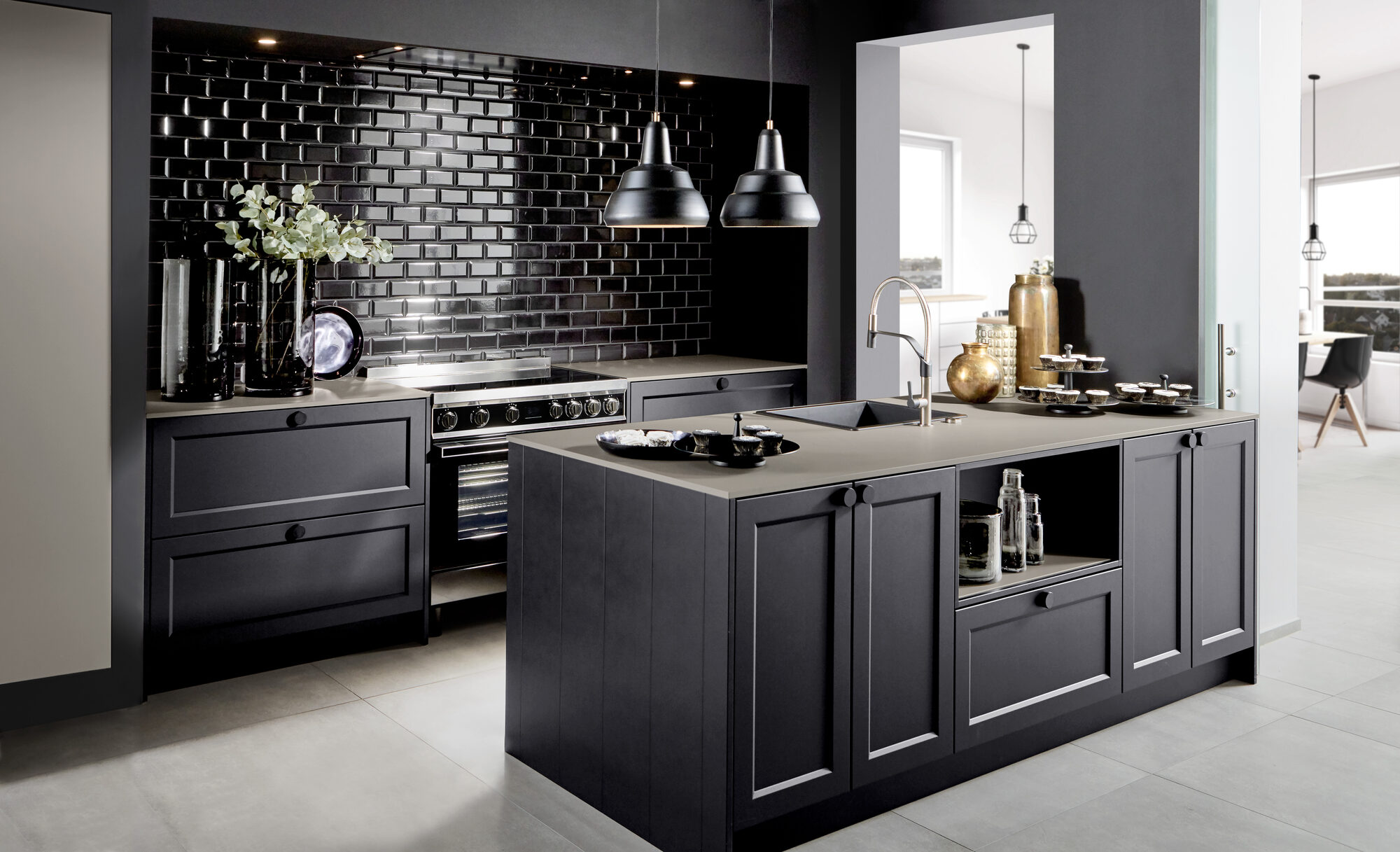Cuisine Maison Schröder noire, façades Fenix